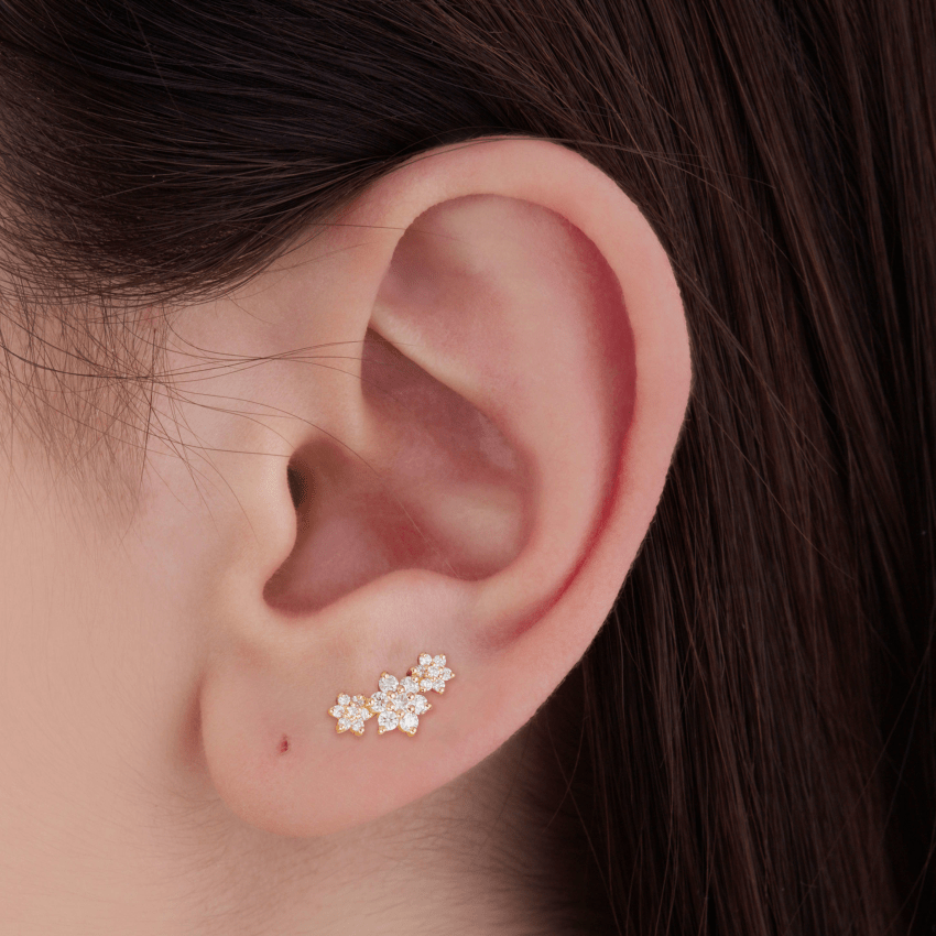 Diamond Three Flower Garland Stud Earring