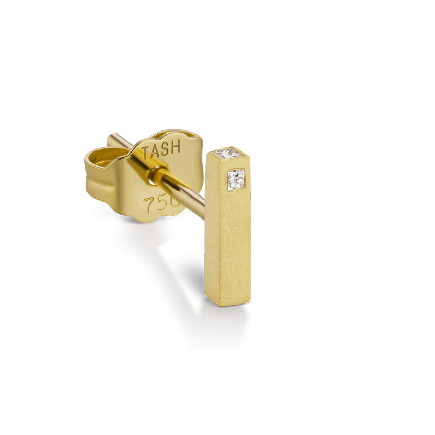 Matte Square Three Diamond End Bar Stud Earring
