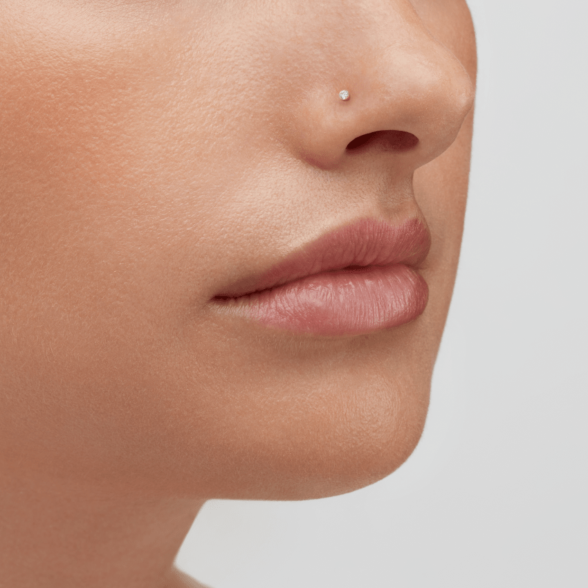 Invisible Set Diamond Nostril Screw