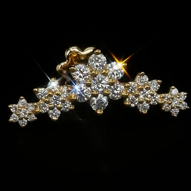 Five Flower Garland Diamond Threaded Stud Earring