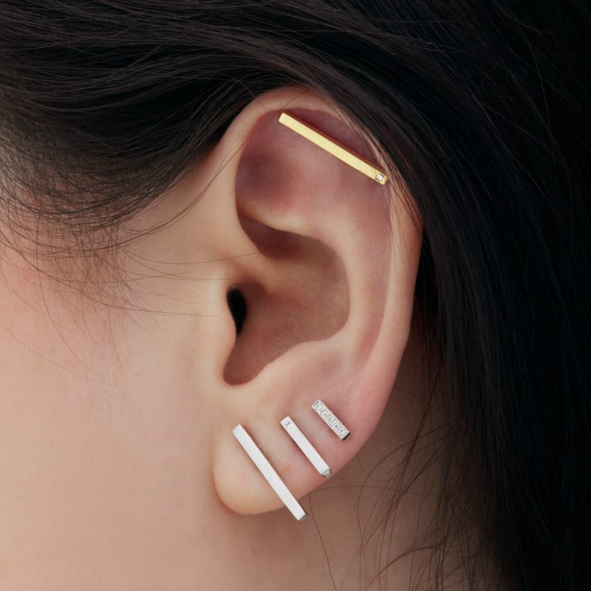 Square Diamond Pavé Bar Threaded Stud Earring