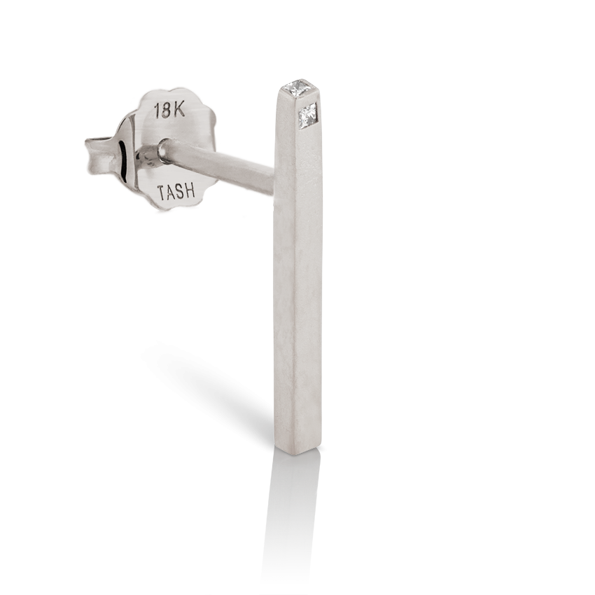 Matte Square Three Diamond End Bar Stud Earring