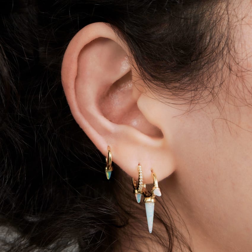 mt_holiday21_britt_shot19_re_018_cc_edit_tveolb-resize_850x850_3