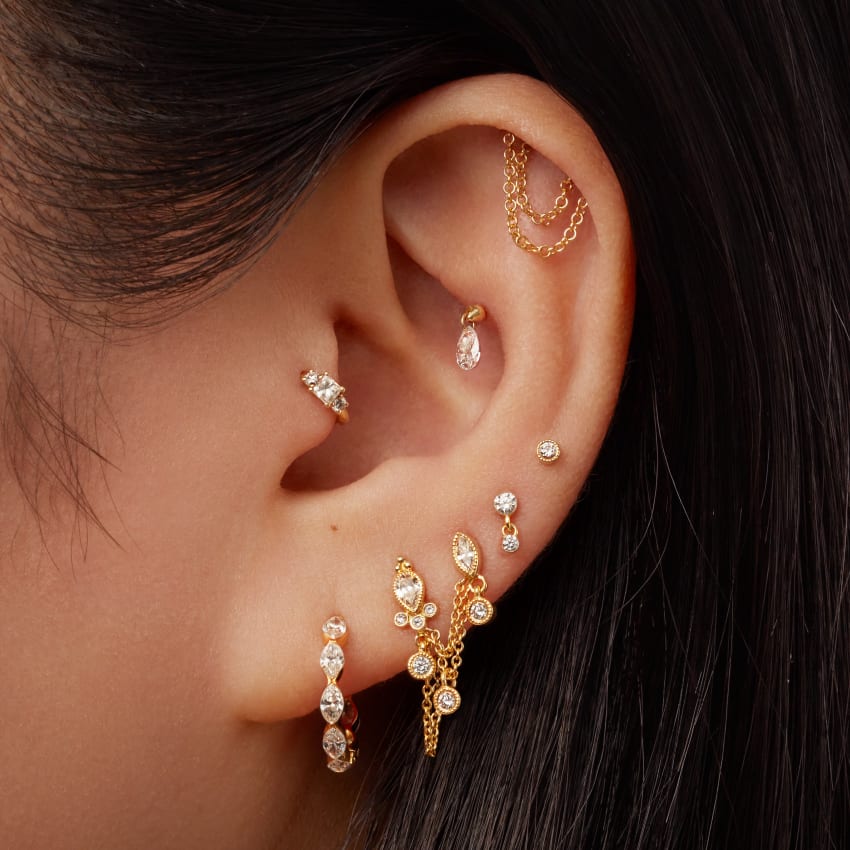 Scalloped Set Diamond Threaded Stud Earring
