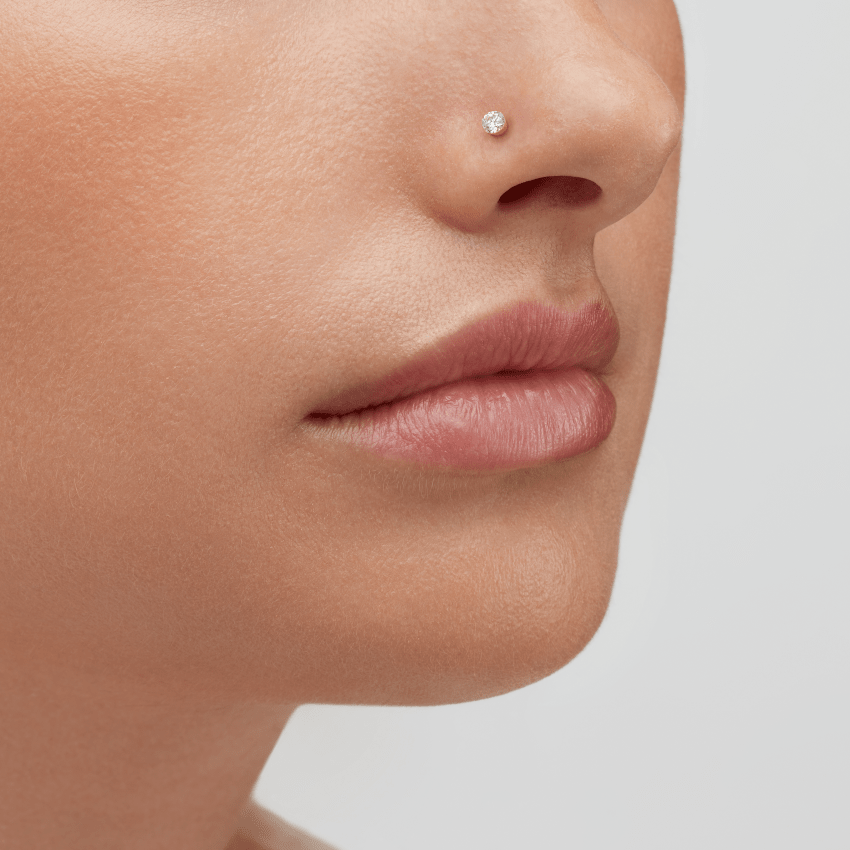 Invisible Set Diamond Nostril Screw