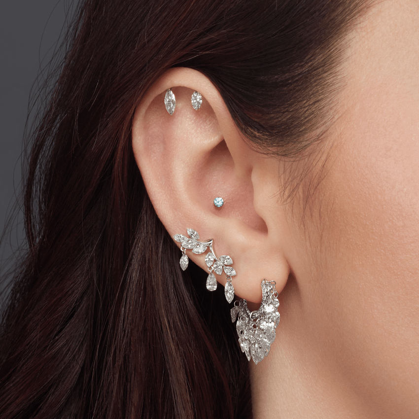 Invisible Set Light Blue Diamond Threaded Stud Earring With Titanium Backing