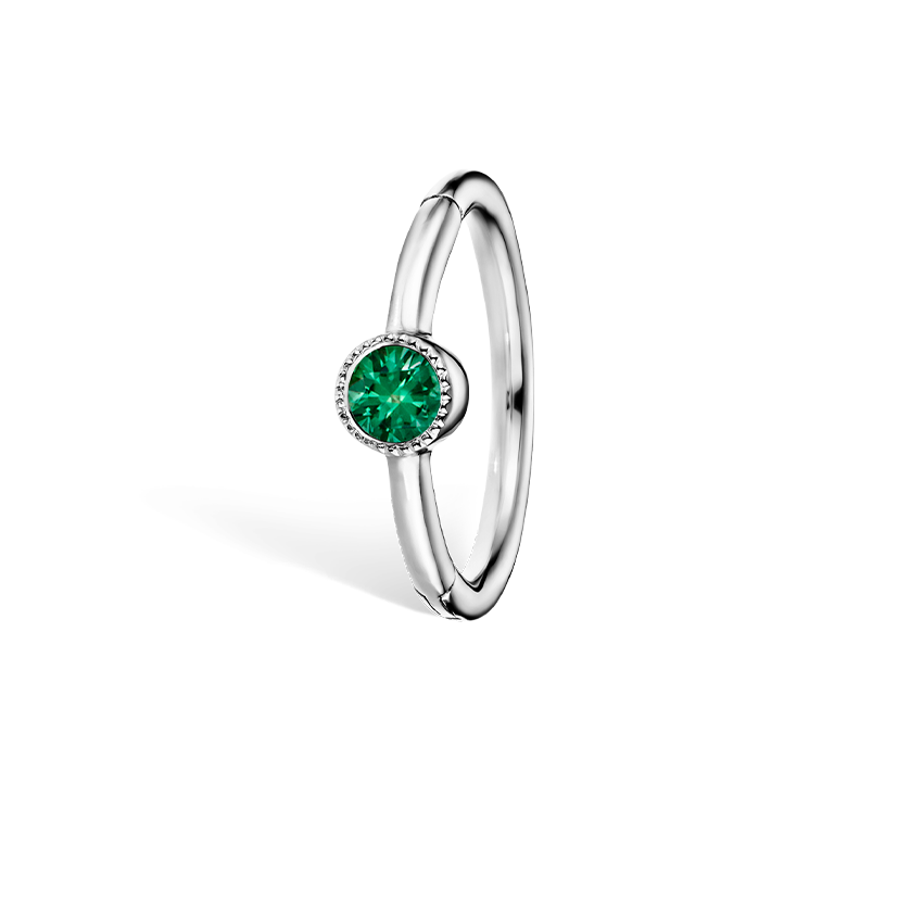 Scallop Set Emerald Hoop Earring