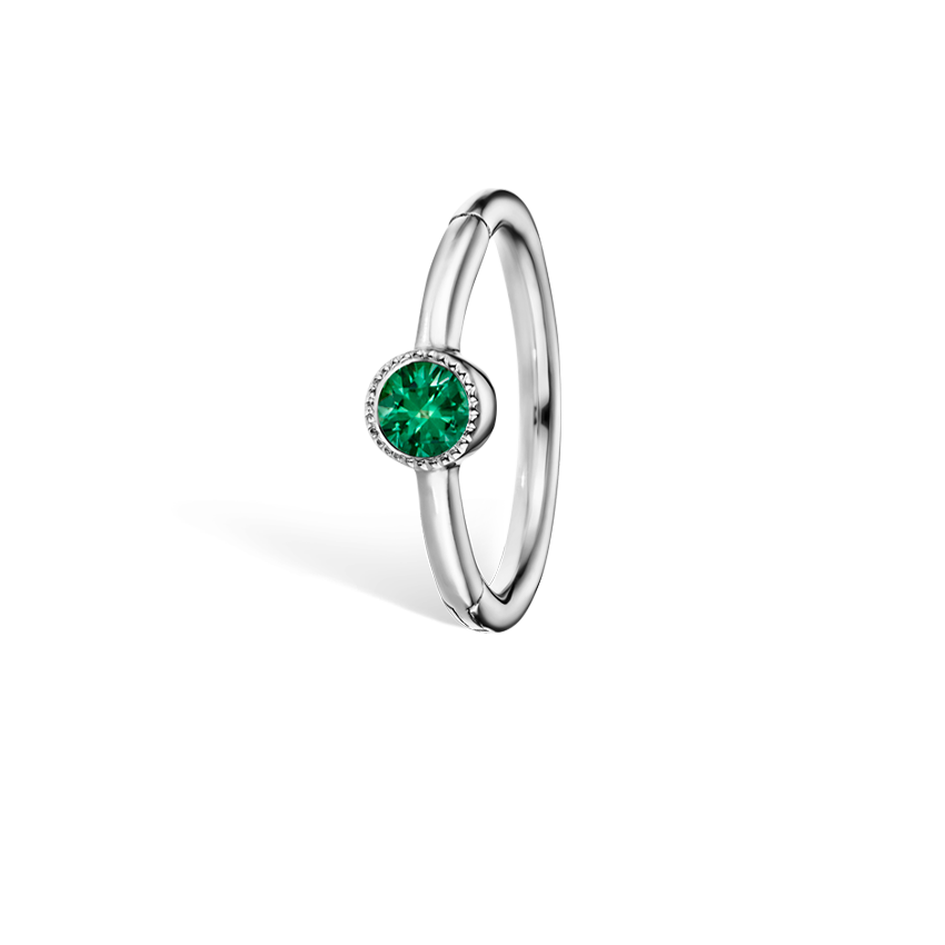 Scallop Set Emerald Hoop Earring